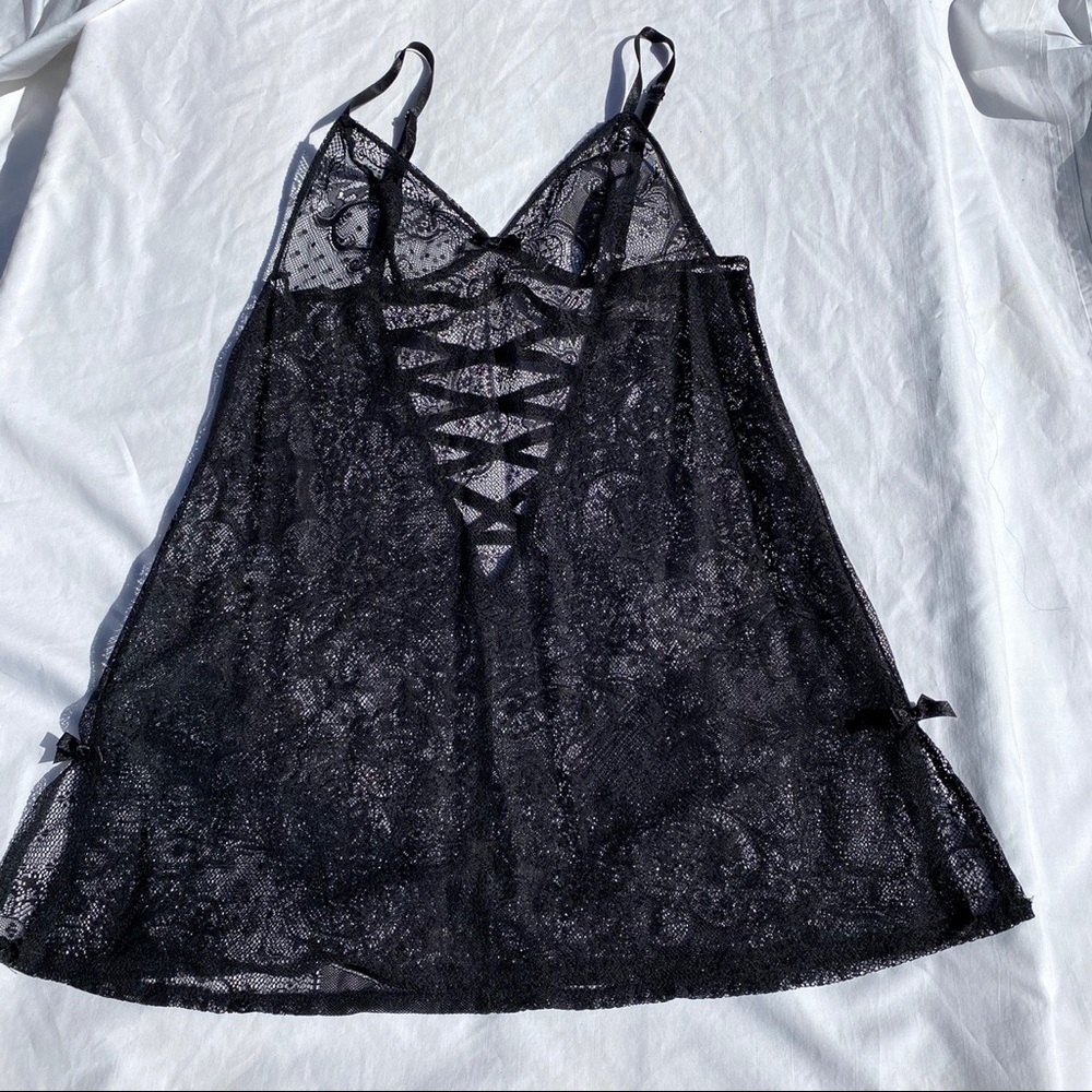 Victoria’s Secret lace baby doll black small